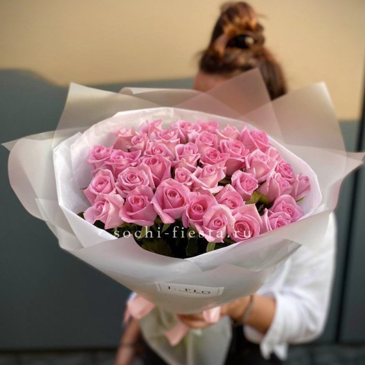Букет розовых роз  в Севастополи