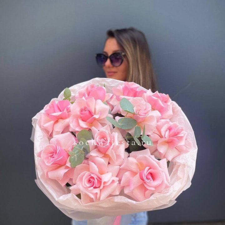 Букет роз "Минифу" в Севастополи