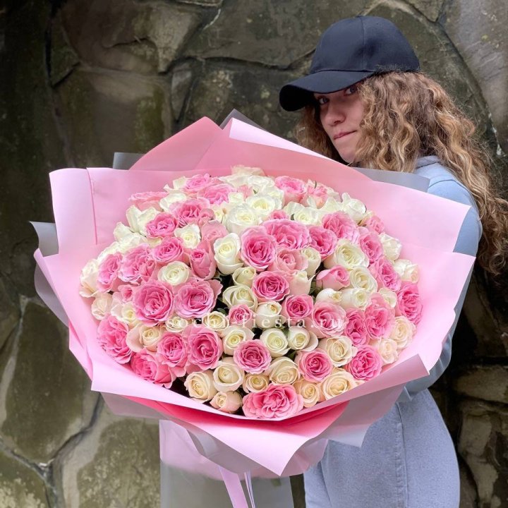 101 роза Миксбери в Севастополи