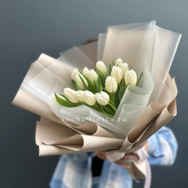 Букет из 15 белых тюльпанов в Севастополи