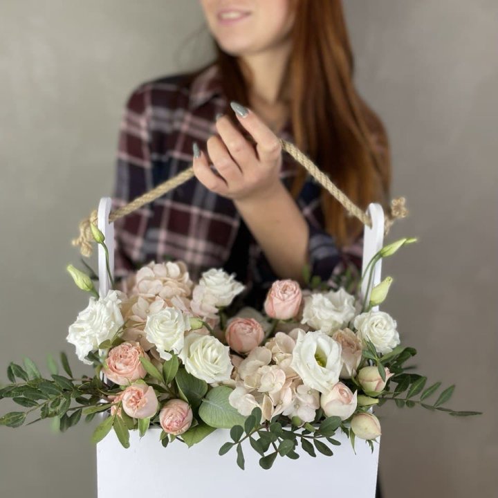 Ящик бокс нежный в Севастополи